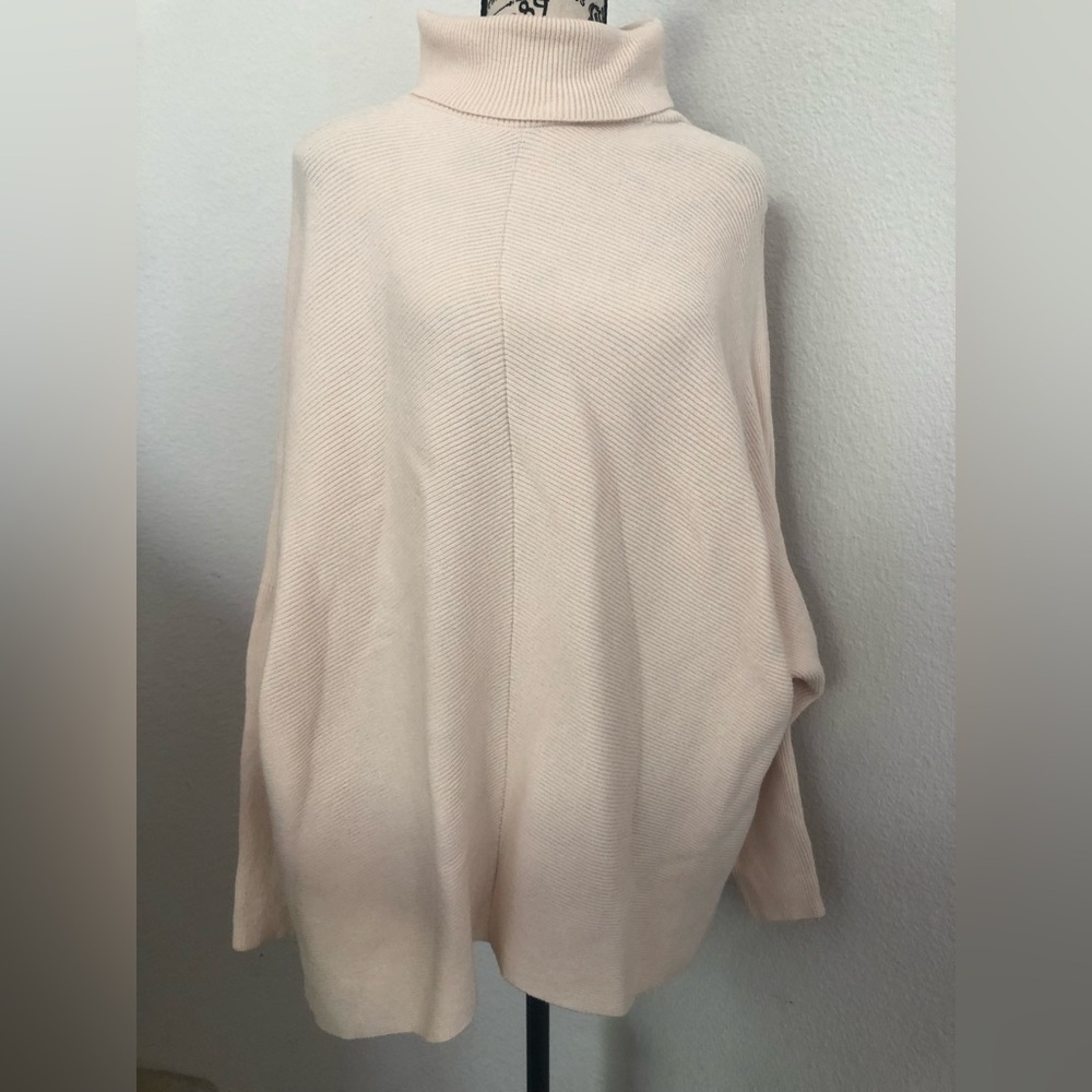 Elegant Cream Women's Sweater M